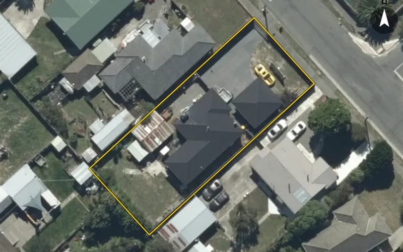 10 Rowan Avenue