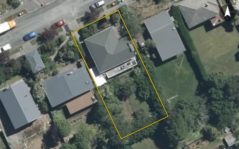 13 Hartley Crescent
