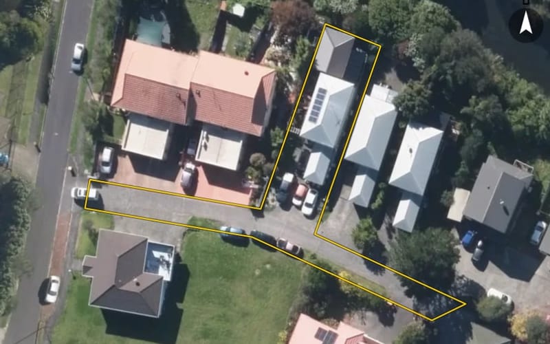 25C Lucienne Drive