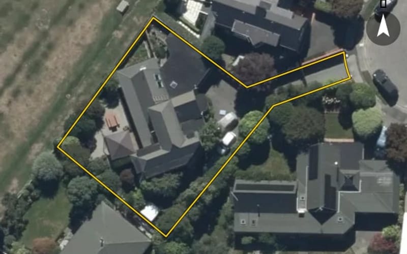 8 Frith Place
