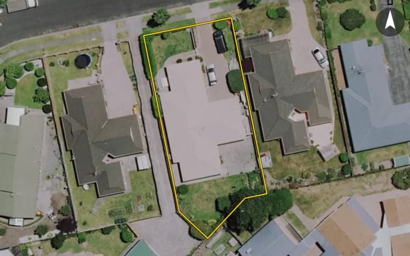 11 Minnie Place