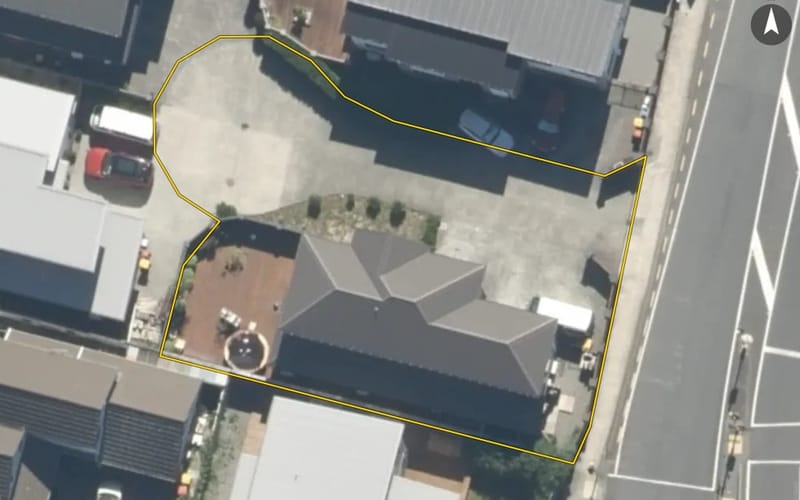 3 Ludlam Crescent
