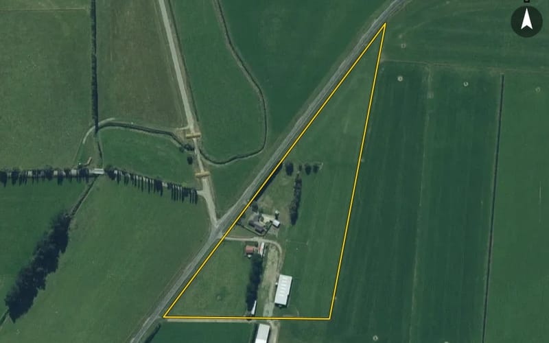 527A Lochiel Branxholme Road