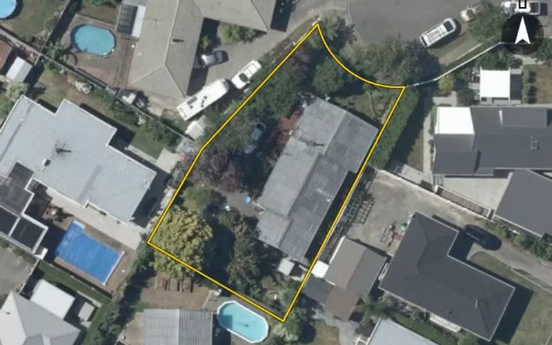 3 Rhodes Place