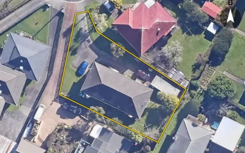 2/8 Lindsay Place