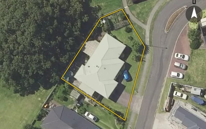 8 Bell Common Close