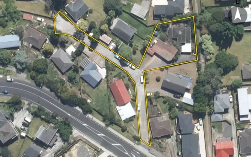 2/49A Manuka Road