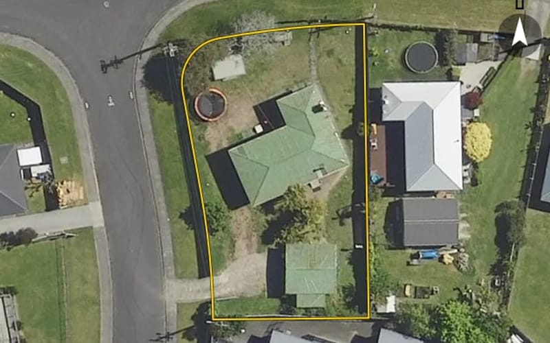 13 Kiwi Street