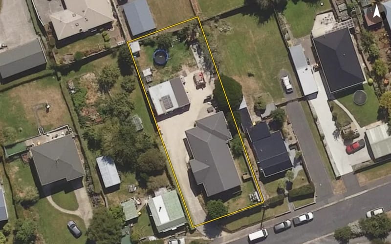 16 Binnie Street