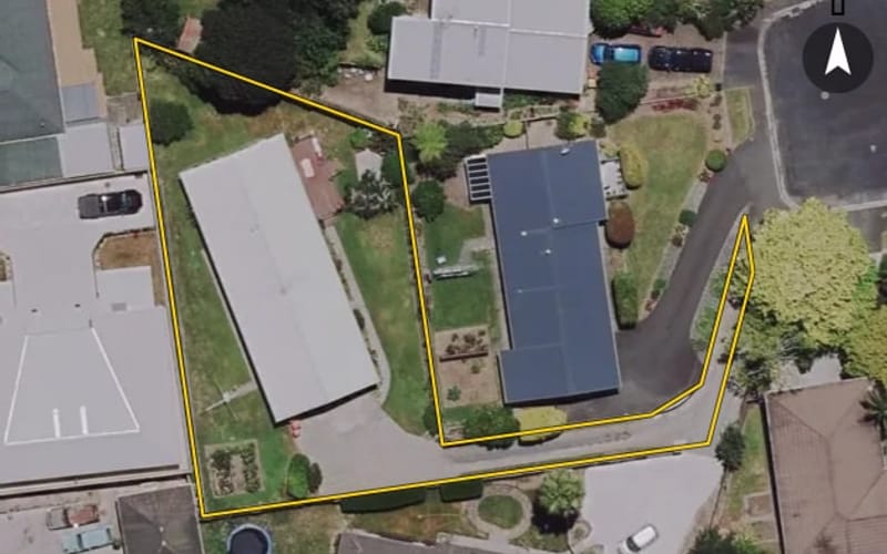 11 Glendale Drive