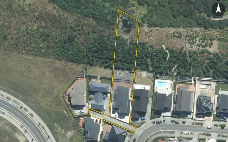 15 Headsail Drive