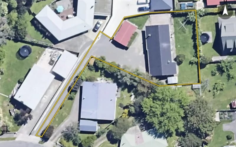 9 Corry Crescent