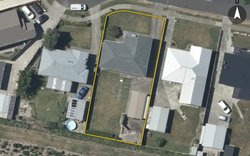 116 Clarence Cox Crescent