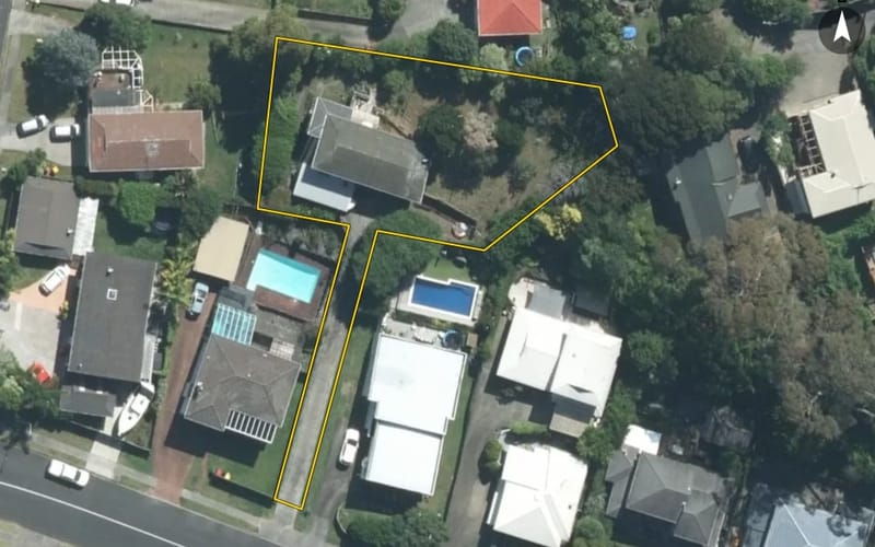 102 Stapleford Crescent