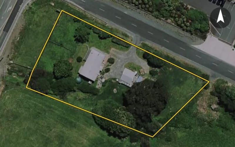 8 Lochiel Road