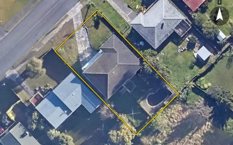 34 Anita Avenue