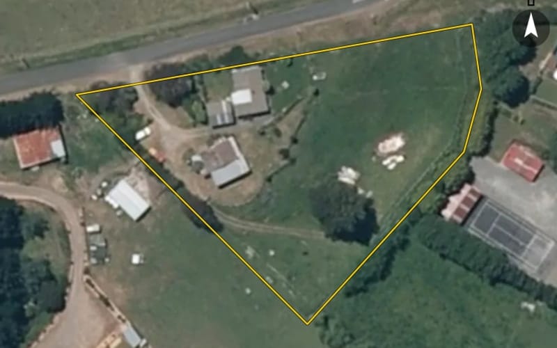 11 Hokio Sand Road