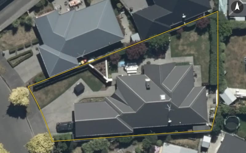 4 Falconridge Place
