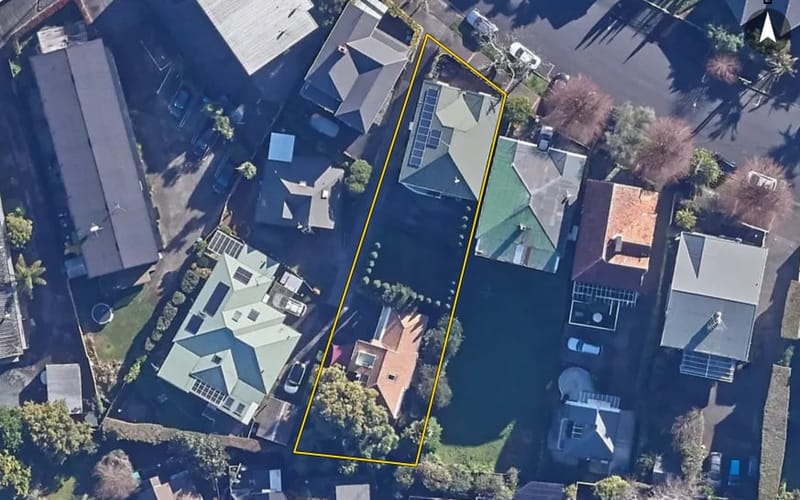 35B Birdwood Crescent
