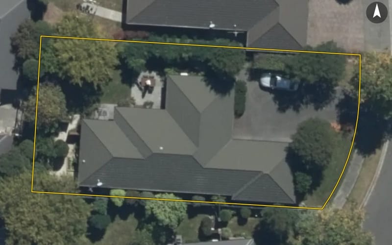 6 Vaughan Way