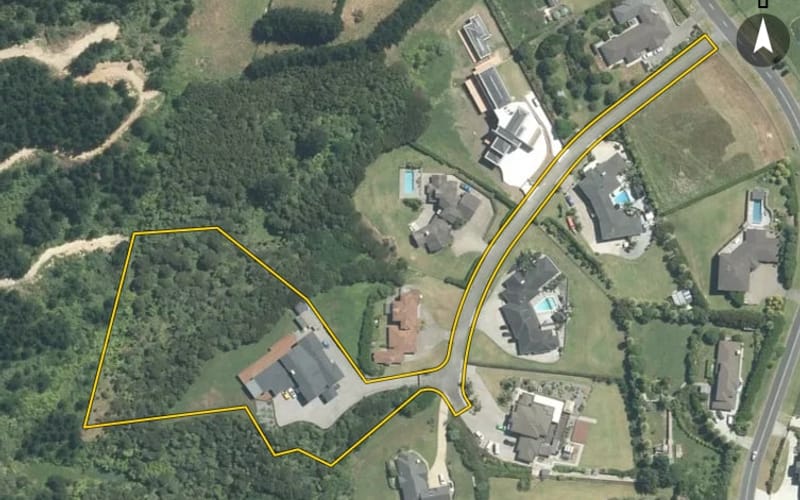 712 Redoubt Road