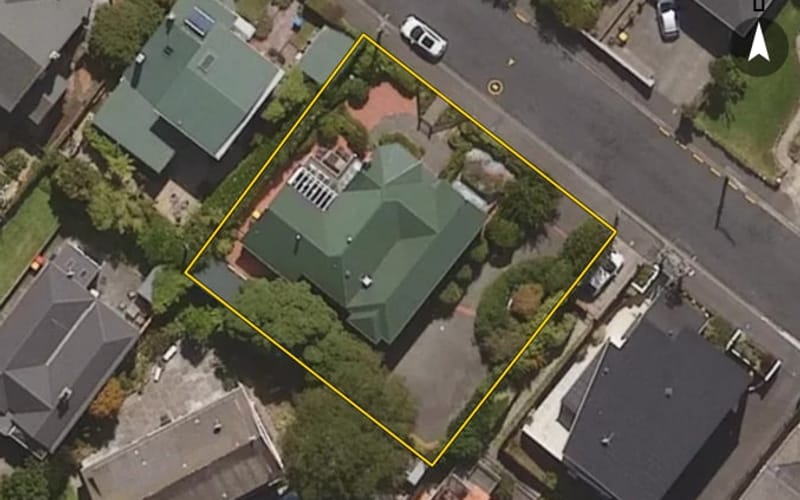 10 Selkirk Street
