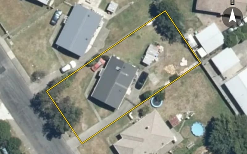 1232 Cunningham Crescent