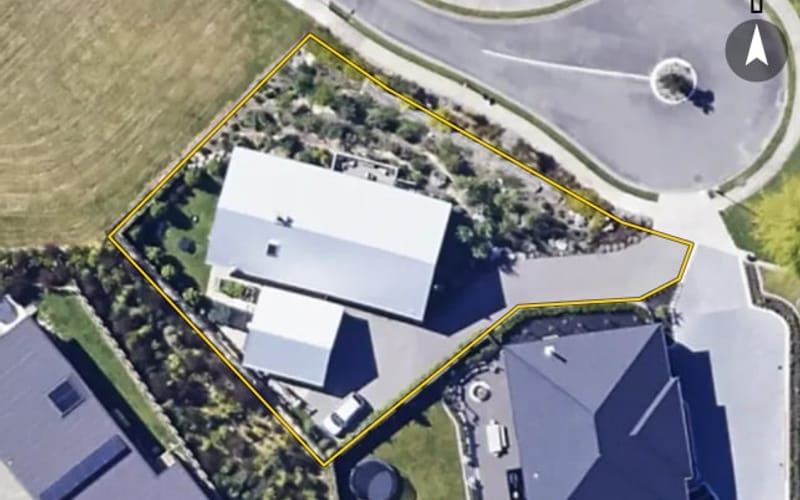 10 Avignon Place