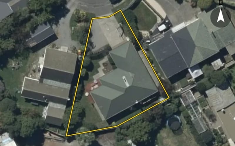 12 Esher Place