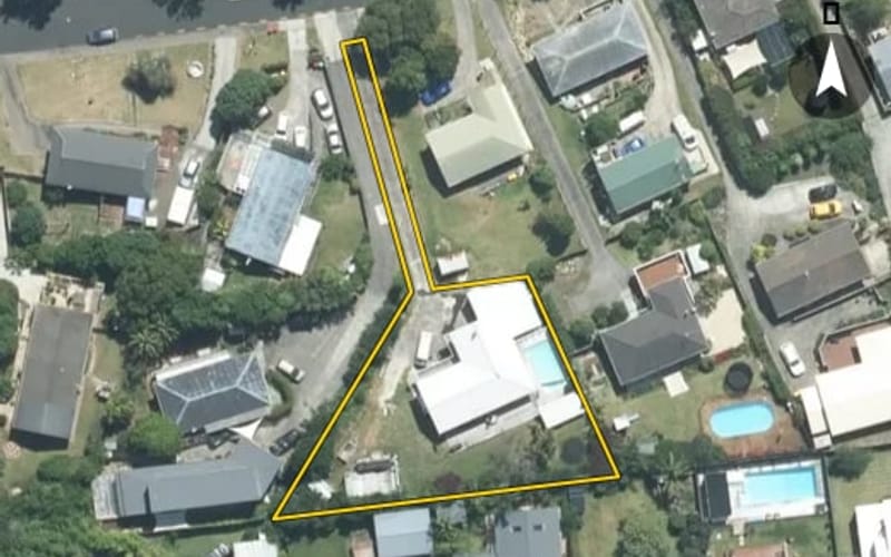 100 Awaruku Road