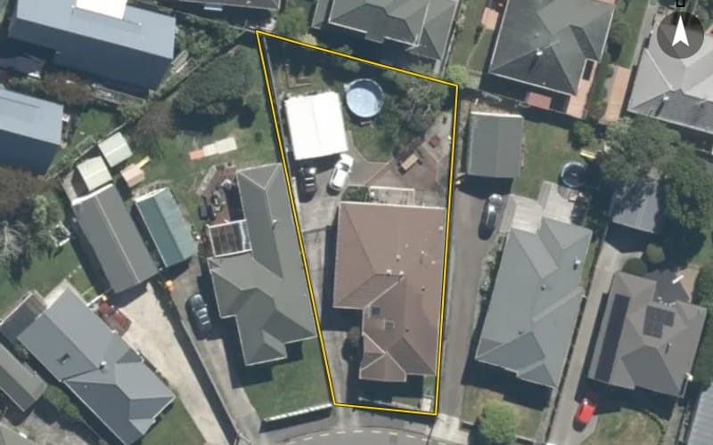 28 Ropata Crescent