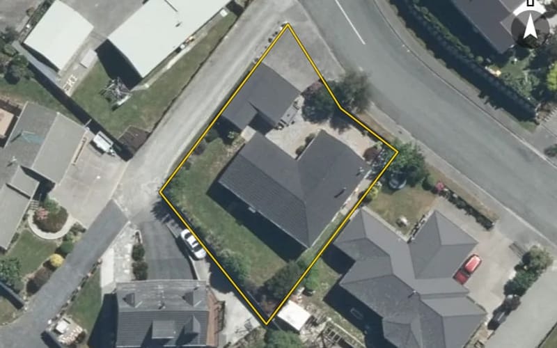 7 Lachlan Place