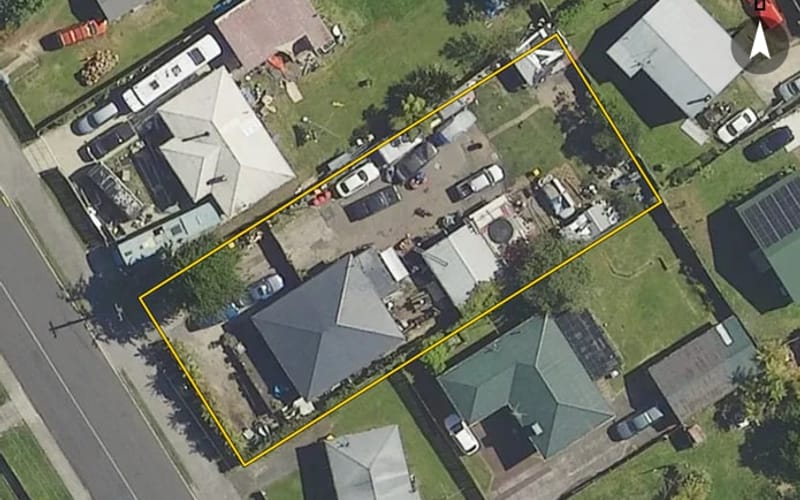27 Thomas Crescent