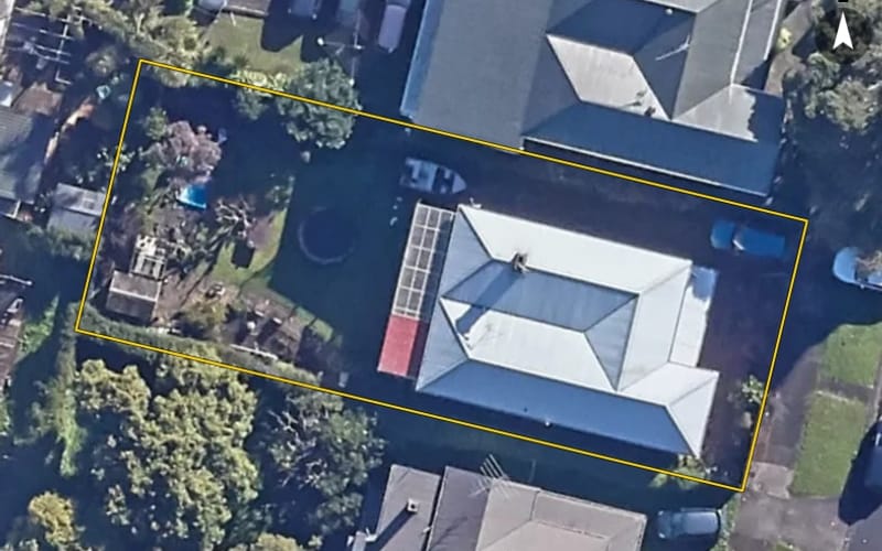 11 Huntly Avenue