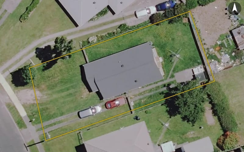 11 Halberg Crescent