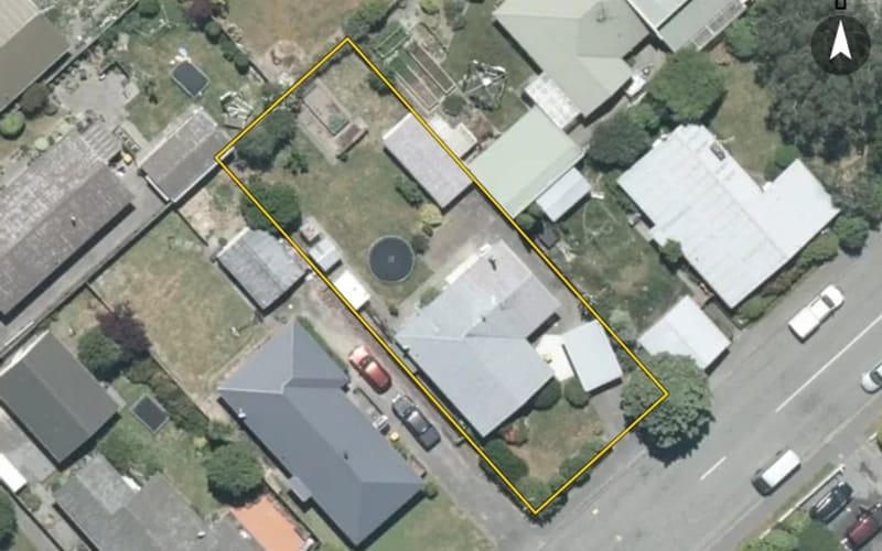41 Bathurst Street