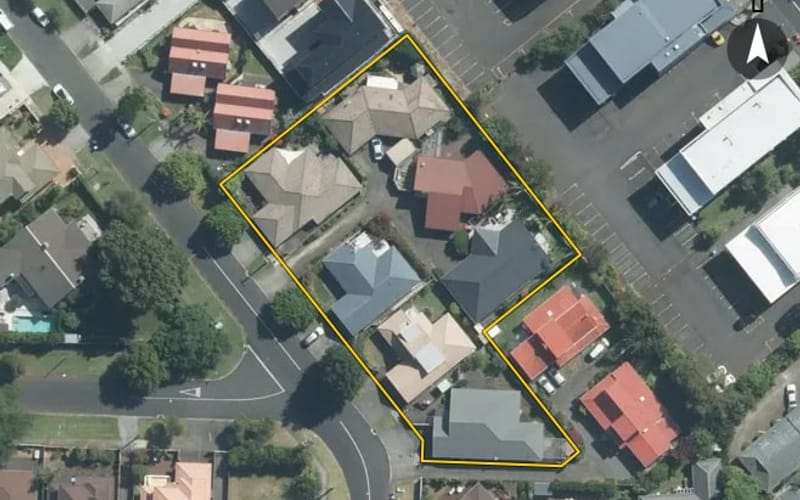 24 Dunkerron Avenue