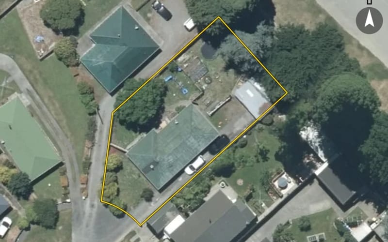 37 Davis Crescent
