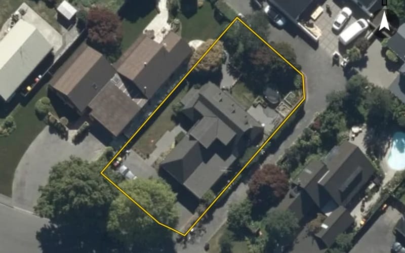 10 Thurlestone Place