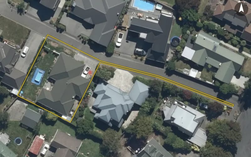 2 Oaktree Lane