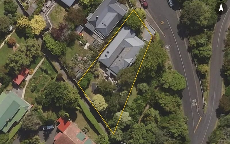 2 Chamberlain Street