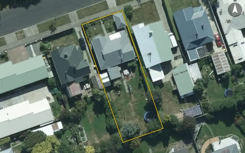 11 Mitchell Street