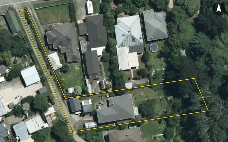 10 Rata Street