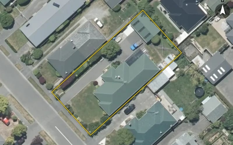 40 Reid Crescent