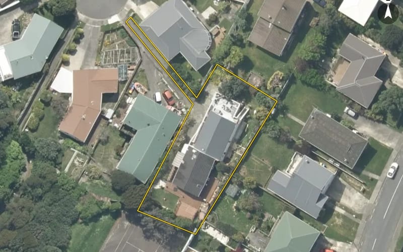 2/11 Mervyn Place