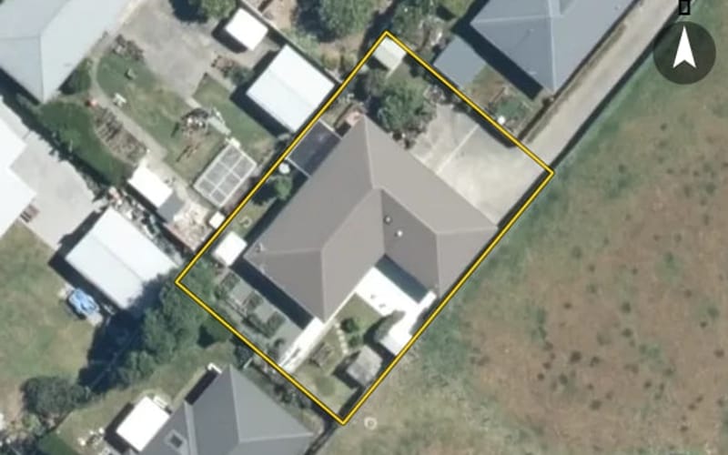 300 Murdoch Road West