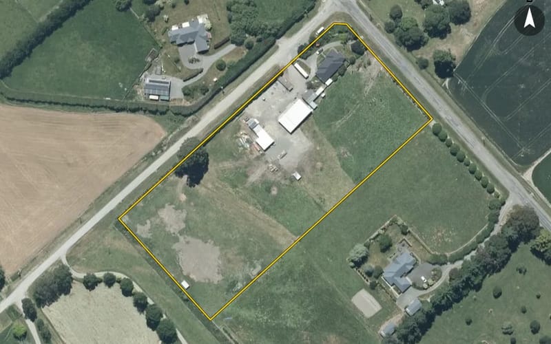 323 Milton Road South