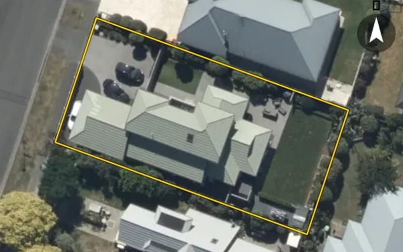 10 Fairway Drive
