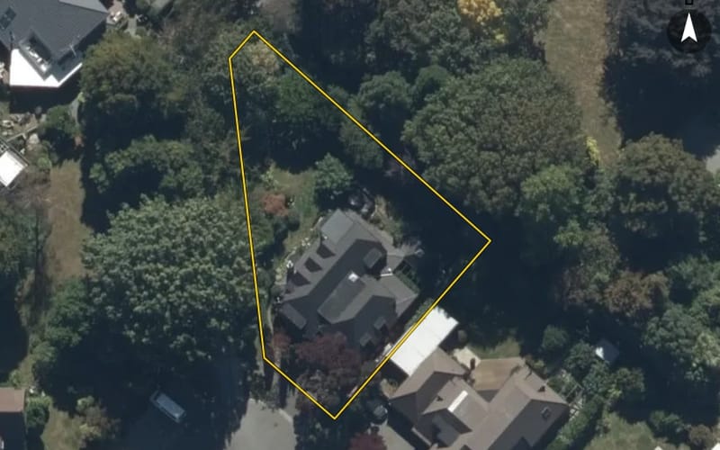 18 Thurlestone Place