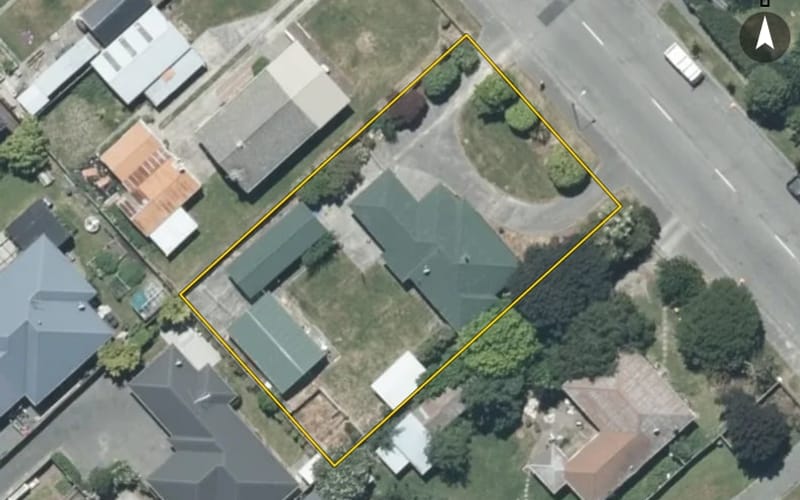 31 Saunders Road